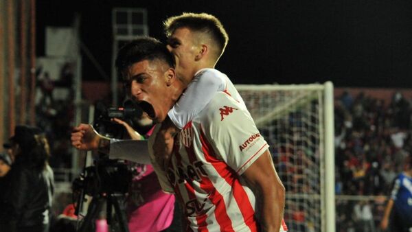 Debut soñado de Junior Marabel en el fútbol argentino