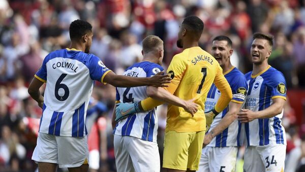 El Brighton debuta con un triunfazo en Old Trafford