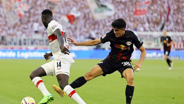 Leipzig empieza con empate y el Schalke vuelve con derrota