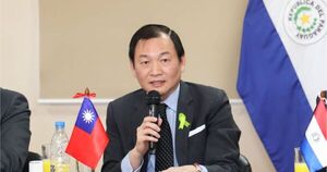 Embajador de la República de China (Taiwán) acerca tranquilidad a las familias de los paraguayos que viven en la isla