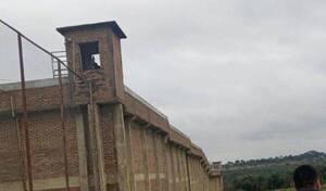Crónica / Se escaparon una partida de la cárcel de Misiones; una docena ho’a jey