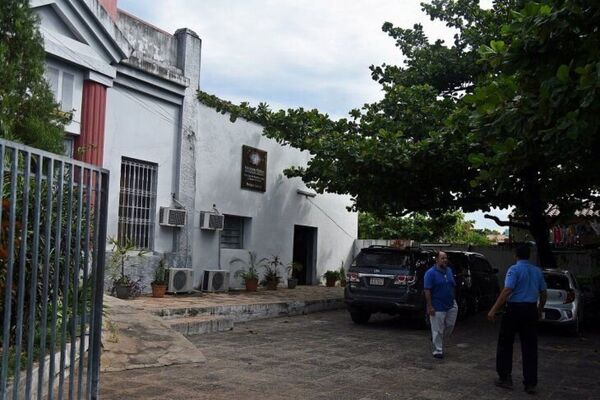Fiscalía imputa a policías por homicidio en confuso operativo en San Lorenzo - Radio Imperio