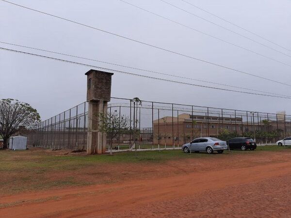 Fuga masiva: Búsqueda de reclusos continuará toda la noche