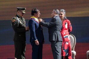 Gustavo Petro asumió como presidente de Colombia - ADN Digital