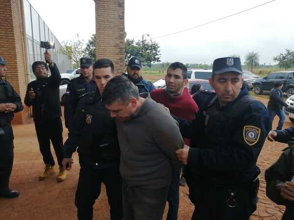 Diario HOY | Suben a 15 los recapturados de los 35 fugados del penal de Misiones