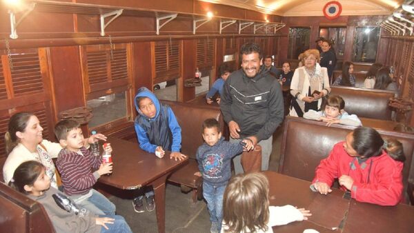 Arte, cultura, música en el corazón de la Estación del Ferrocarril