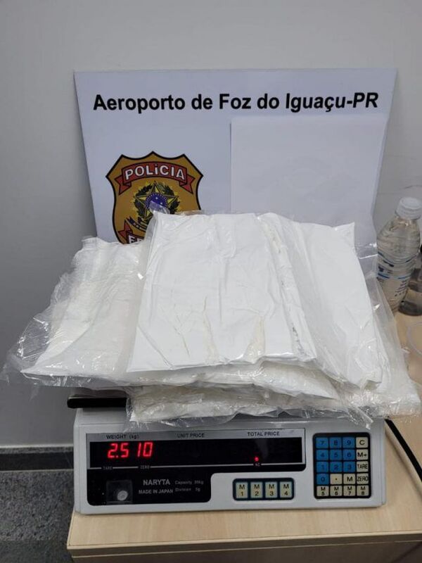 En Foz, arrestan a paraguaya que pretendía llevar cocaína a España - ABC en el Este - ABC Color