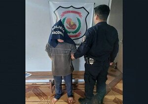 Padre maniató a su propio hijo y entregó a la policía | Noticias Paraguay