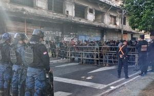 Diario HOY | Soldados del golpe del 89 se manifiestan para exigir indemnización al Estado