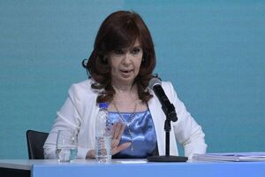 Juicio por presunta corrupción: Cristina Kirchner recusa a juez y fiscal - Mundo - ABC Color