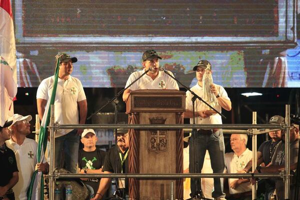 Huelga por 48 horas: Santa Cruz exige un censo poblacional - Mundo - ABC Color