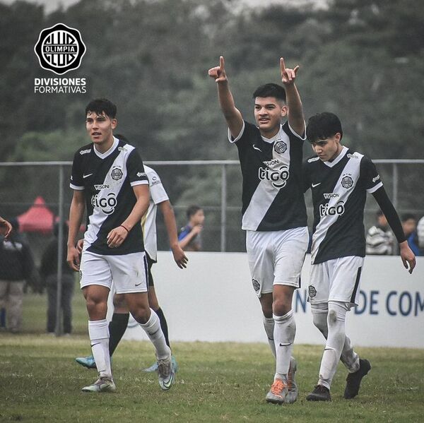 Sub 16: los franjeados siguen al mando - Fútbol - ABC Color