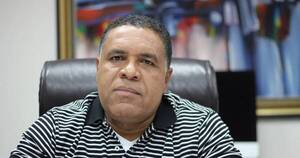 La Nación / Tras fuga masiva de reos del penal de Misiones, su director es apartado del cargo