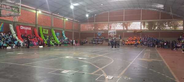 Bullicio y alegría en inicio de actividades por el mes del niño en el CREE