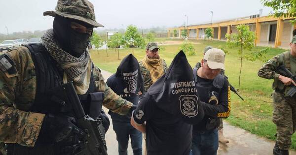 La Nación / Tras captura de presuntos cabecillas, buscan a otros 9 por crimen de tres policías en Puentesiño