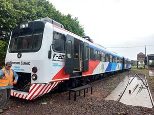 Anuncian que Tren de cargas y pasajeros Encarnación - Posadas, volverá a operar en los próximos días