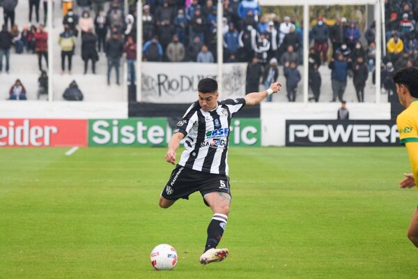 Iván Ramírez y una fantástica asistencia para el triunfo de Central Córdoba