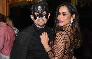 Crónica / [GALERÍA] Mirá cómo festejó HR los 20 años de su agencia en Dubai