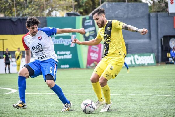 El 3 de Noviembre sorprende al puntero de la Primera B - Fútbol - ABC Color