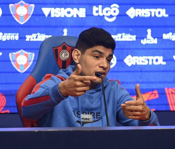 Cerro Porteño: Aquino, feliz en el barrio - Fútbol - ABC Color