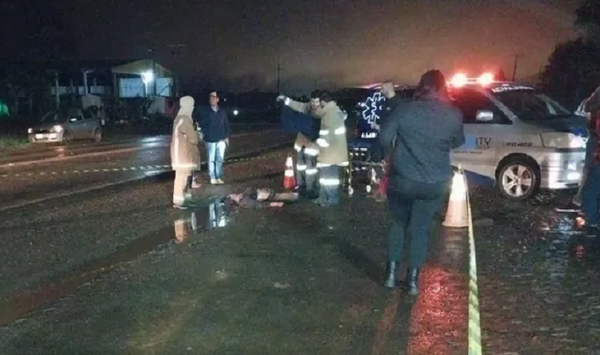 Dos hermanos mueren atropellados por camioneta en Mallorquín - Noticiero Paraguay