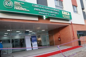 Diario HOY | Habilitan moderno complejo para adultos mayores