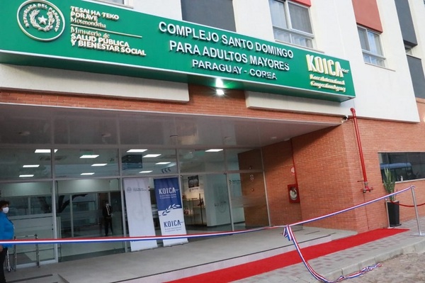 Diario HOY | Habilitan moderno complejo para adultos mayores