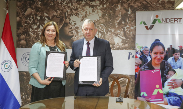 Acuerdan regularizar tierras de beneficiarios de la reforma agraria asentados en comunidades campesinas e indígenas
