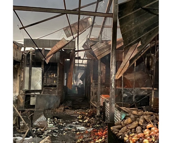 Incendio en Mercado 4: ANDE asegura haber actuado ni bien tomó conocimiento del siniestro