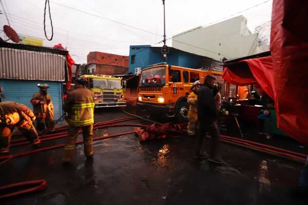 Incendio Mercado 4: Comuna solicitó mantenimientos periódicos al sistema de prevención de incendios - .::Agencia IP::.