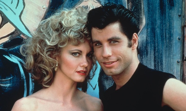 Homenaje a Olivia Newton-John en “Rojo” | Telefuturo