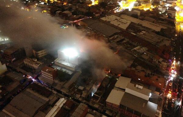 Tras incendio en el Mercado 4, Nenecho acusó de “irresponsable” a ingeniero de la ANDE