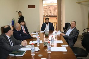 Diario HOY | Solicitarán aplazar estudio del proyecto de fusión entre el BNF y el Fondo Ganadero