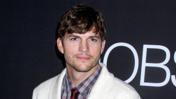 Ashton Kutcher, a punto de perder la vista y el oído, por una "vasculitis"