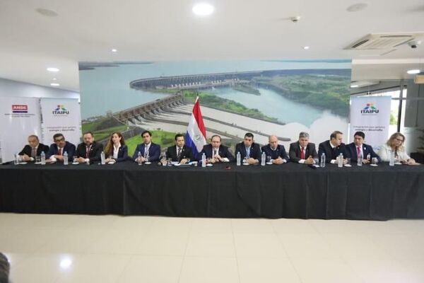 Paraguay y Brasil acuerdan tarifa intermedia para venta de energía de Itaipu - .::Agencia IP::.