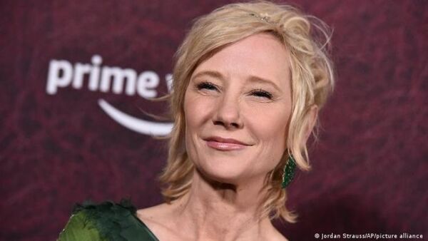 La actriz de Hollywood Anne Heche, en coma y estado crítico tras violento accidente de tráfico