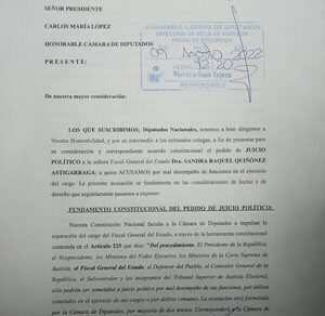 Liberales piden nuevo juicio a Sandra Quiñónez