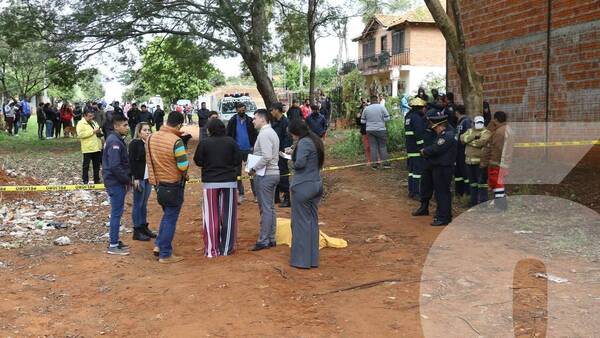 Crónica / Posible feminicidio: Asesinan a balazos en la calle a una mujer en Ñemby
