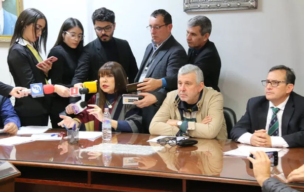 Liberales que salvaron a Sandra Quiñónez presentan nuevo libelo acusatorio – Prensa 5