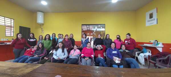 Inició curso de peluquería y belleza integral Centro de Participación Vecinal del barrio San Pedro
