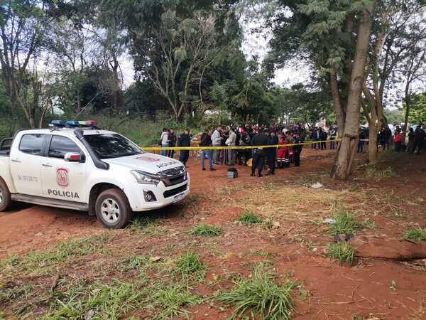 Presunto feminicidio en Ñemby: Una mujer fue asesinada de tres balazos en La Lomita - Megacadena — Últimas Noticias de Paraguay