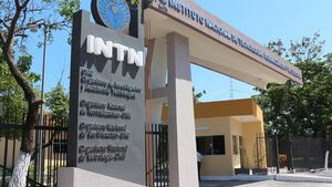 Cuestionan que INTN planea un festejo en horario de oficina