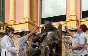 Restauran emblemáticas esculturas en Palacio de Gobierno