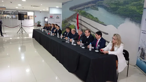 Tras acuerdo de tarifa de Itaipú, reducirán costo de la ANDE - Noticiero Paraguay