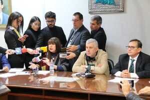 Diputados liberales presentan nuevo pedido de juicio político a Sandra Quiñónez - ADN Digital