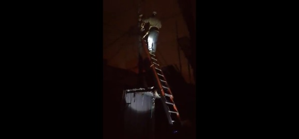 Responsabilizan a propietario de Feria Aragón y a la ANDE por incendio en el Mercado 4 - ADN Digital
