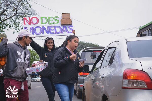 Piden no dar monedas a niños en situación de calle - Noticde.com
