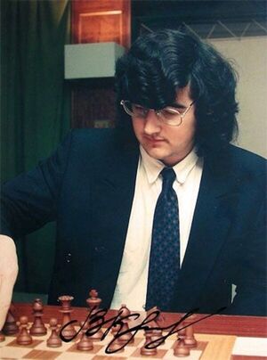 Ajedrez por Zenón Franco: Partidas Memorables (191), Vladimir Kramnik vs. Garry Kasparov, Linares 1994 - Polideportivo - ABC Color