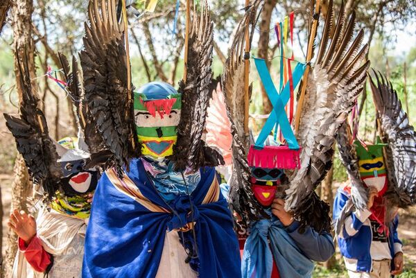 Muestra “El tiempo itinerante” retrata la festividad del Arete Guasu - Cine y TV - ABC Color