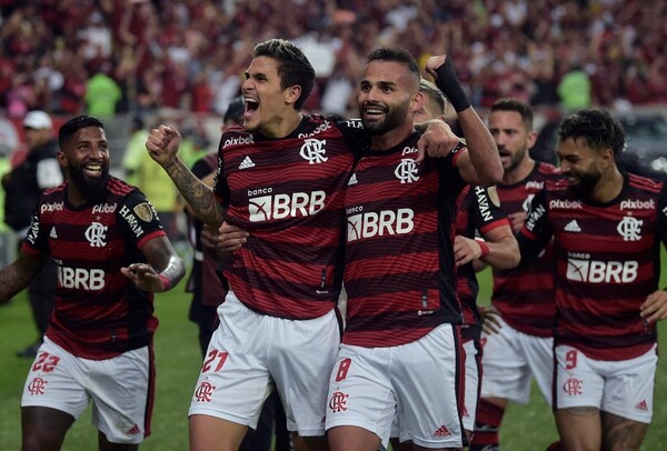 Flamengo a semis de la Libertadores
